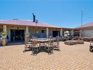 17 Bedroom Property for Sale in Grahamstown Central Eastern Cape